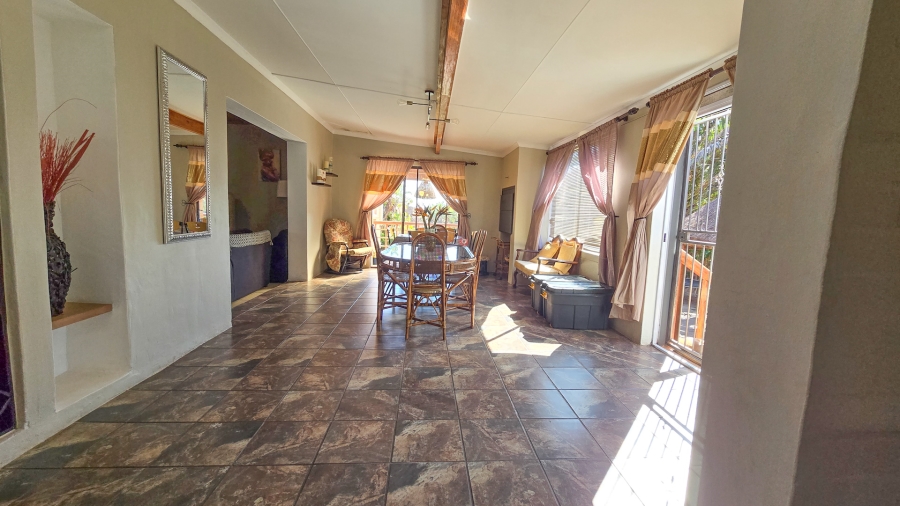 3 Bedroom Property for Sale in Bayview Western Cape